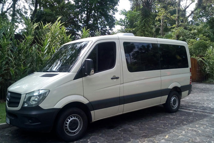 Free HTML5 Templates by FREEHTML5.co